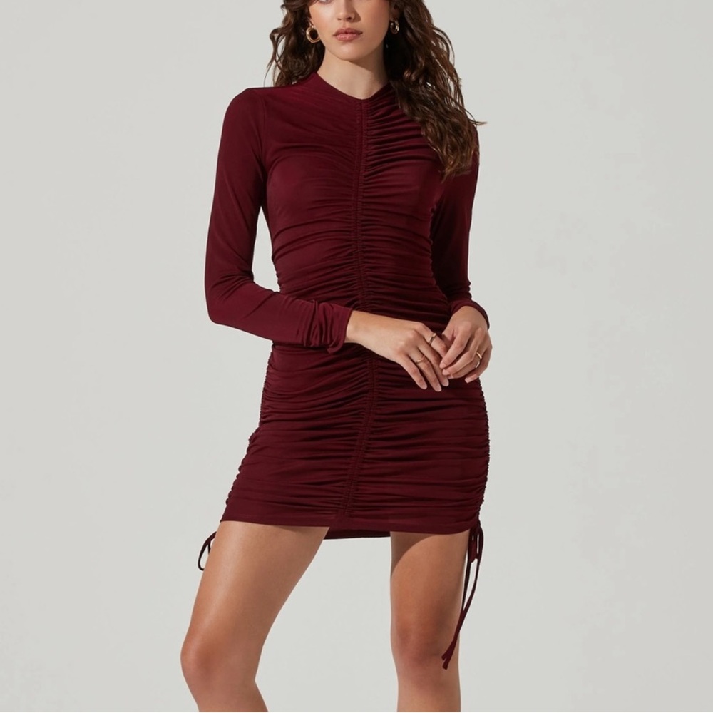 Astr the Label ruched dress
